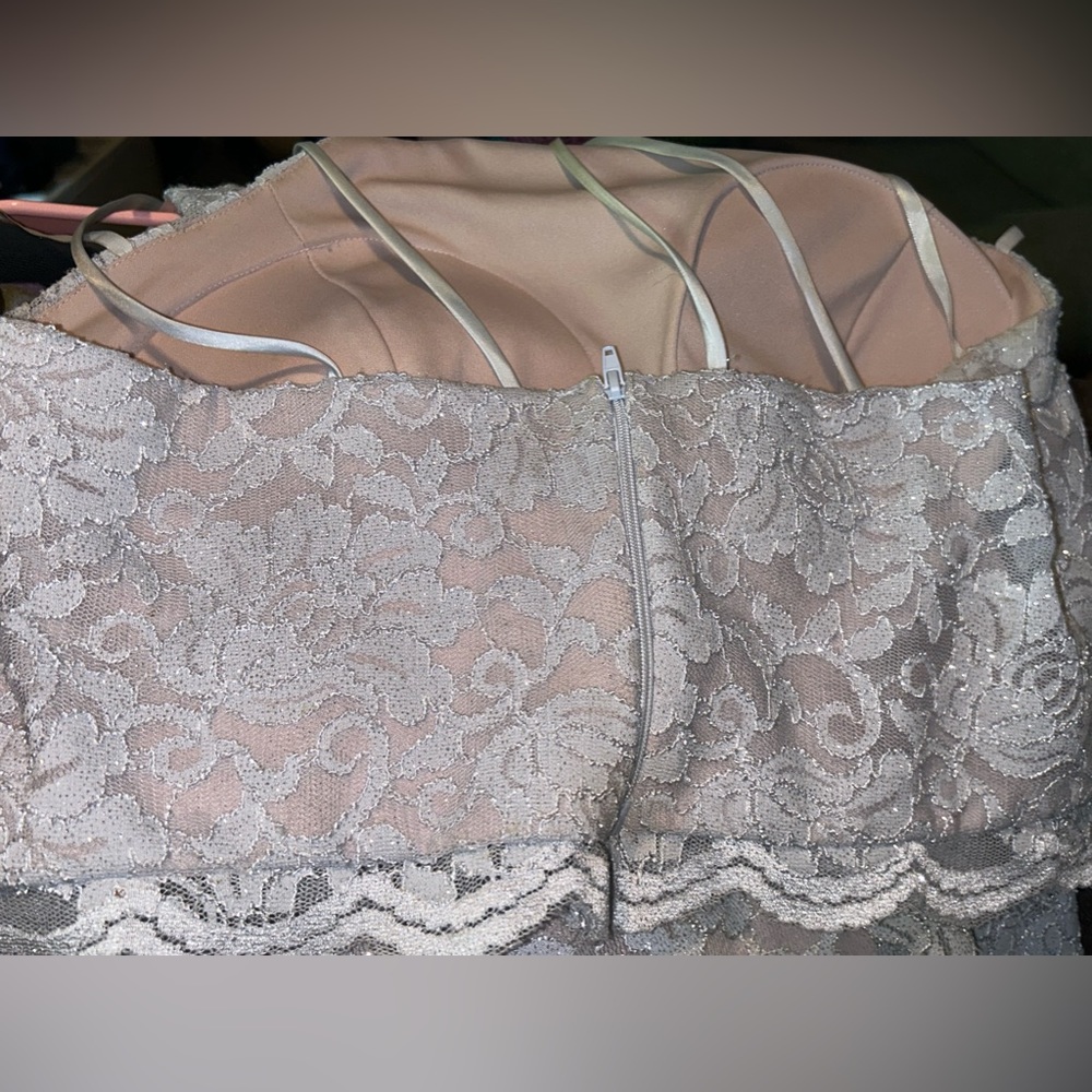 Prom Dress - Picture 4 of 9